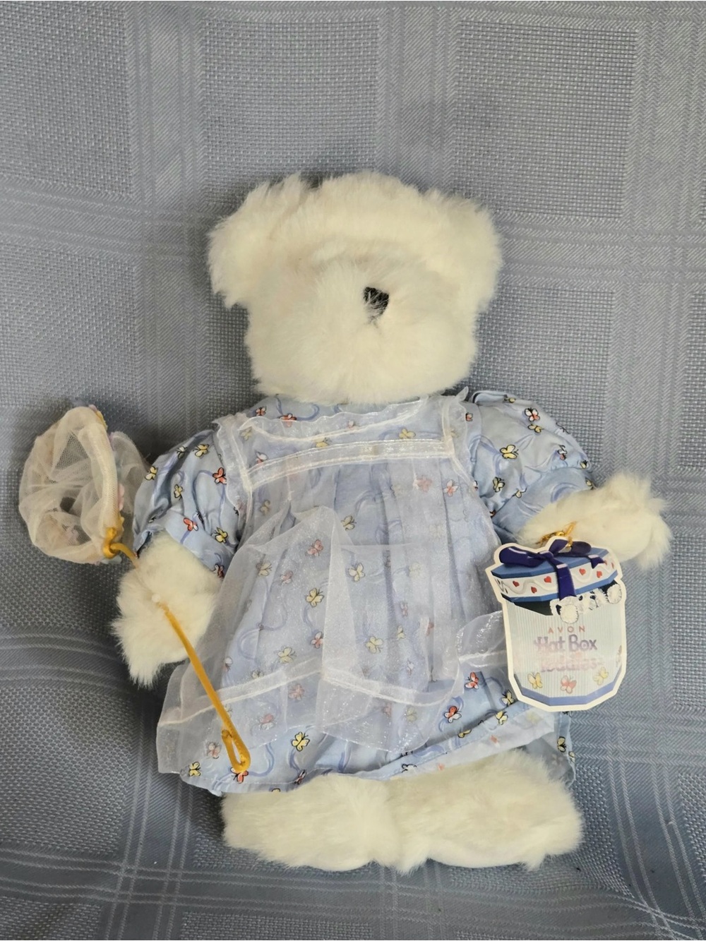 Vintage Avon hat box teddies “Buttercup” (sealed with tags, never opened!)